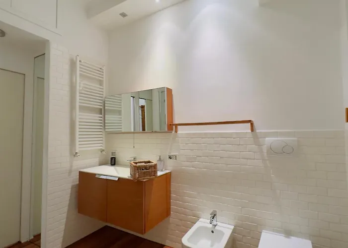 Eroi Apartment *